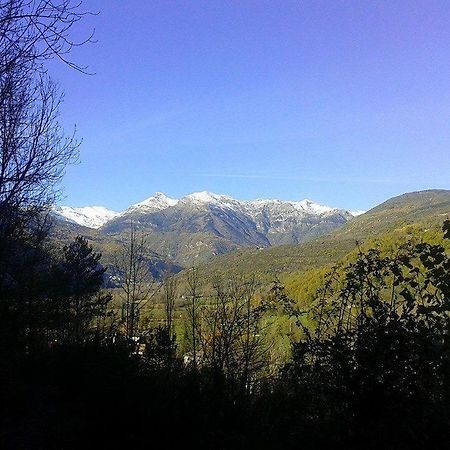 Marisa Mored Vivienda De Uso Turistico Laspaúles Buitenkant foto